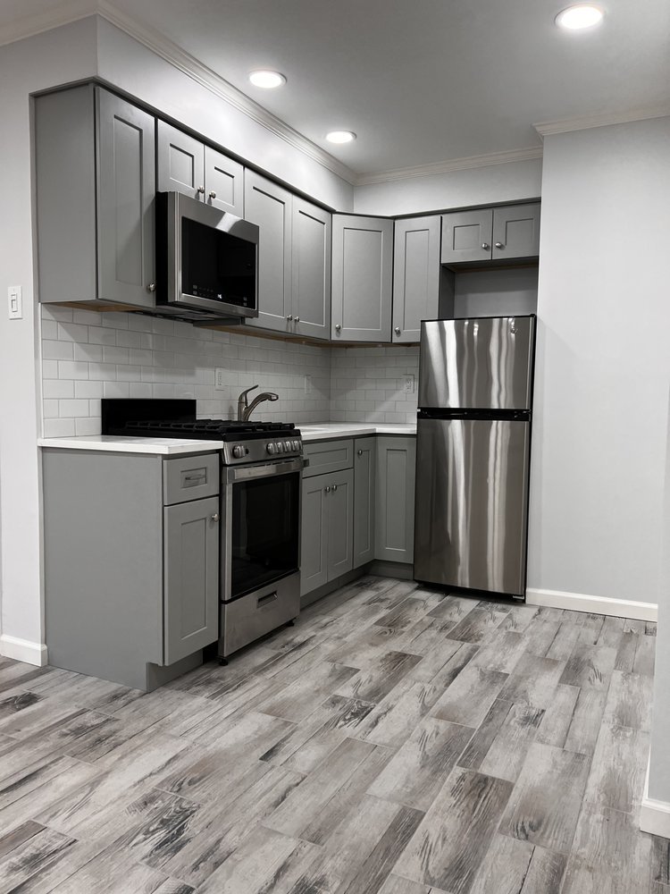 basement-reno-tiles-kitchen